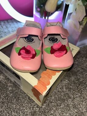 Livie & Luca Pink Mary Jane Shoes with Felt Flower